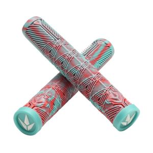 Blunt V3 Grips Blue Red