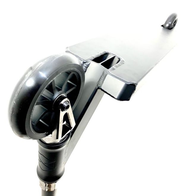 Custom Roller Native Trianon