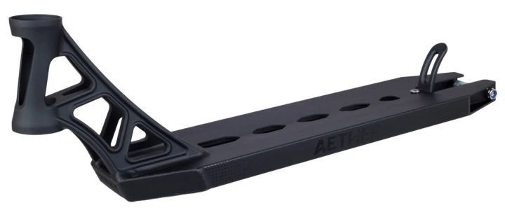 Lap Striker Aether 490 Black