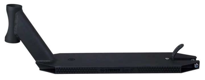 Lap Striker Lux Five 490 Black