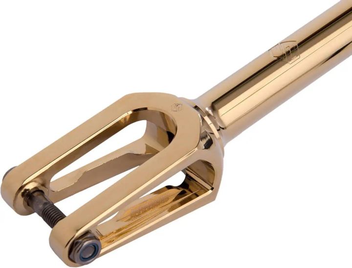 Villa Striker Lux IHC Gold Chrome