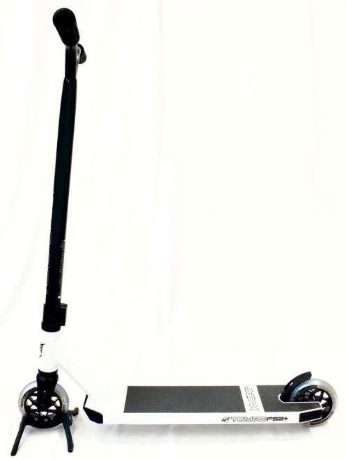 Invert Supreme FS2 Scooter White/Black